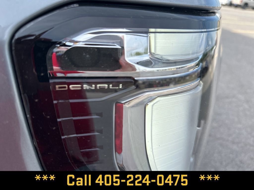 New 2026 GMC Yukon Denali w/ Denali Reserve Package AWD/4WD image 38
