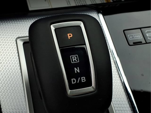 New 2026 Nissan Rogue Platinum AWD/4WD image 14