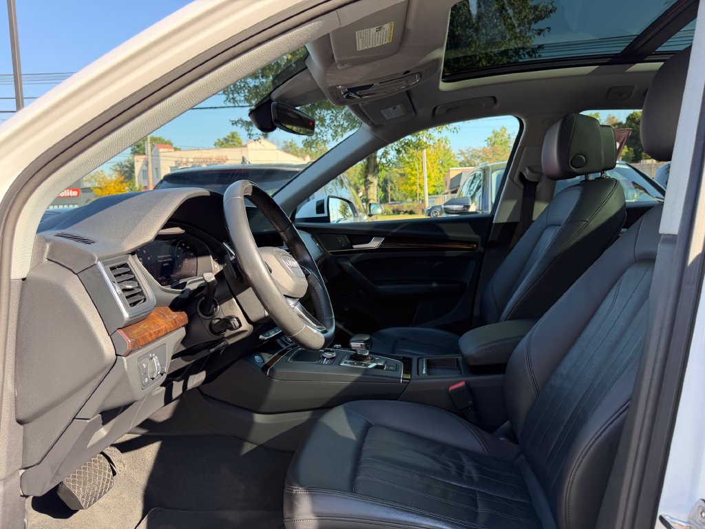Used 2018 Audi Q5 Premium w/ Premium Plus Package AWD/4WD image 16