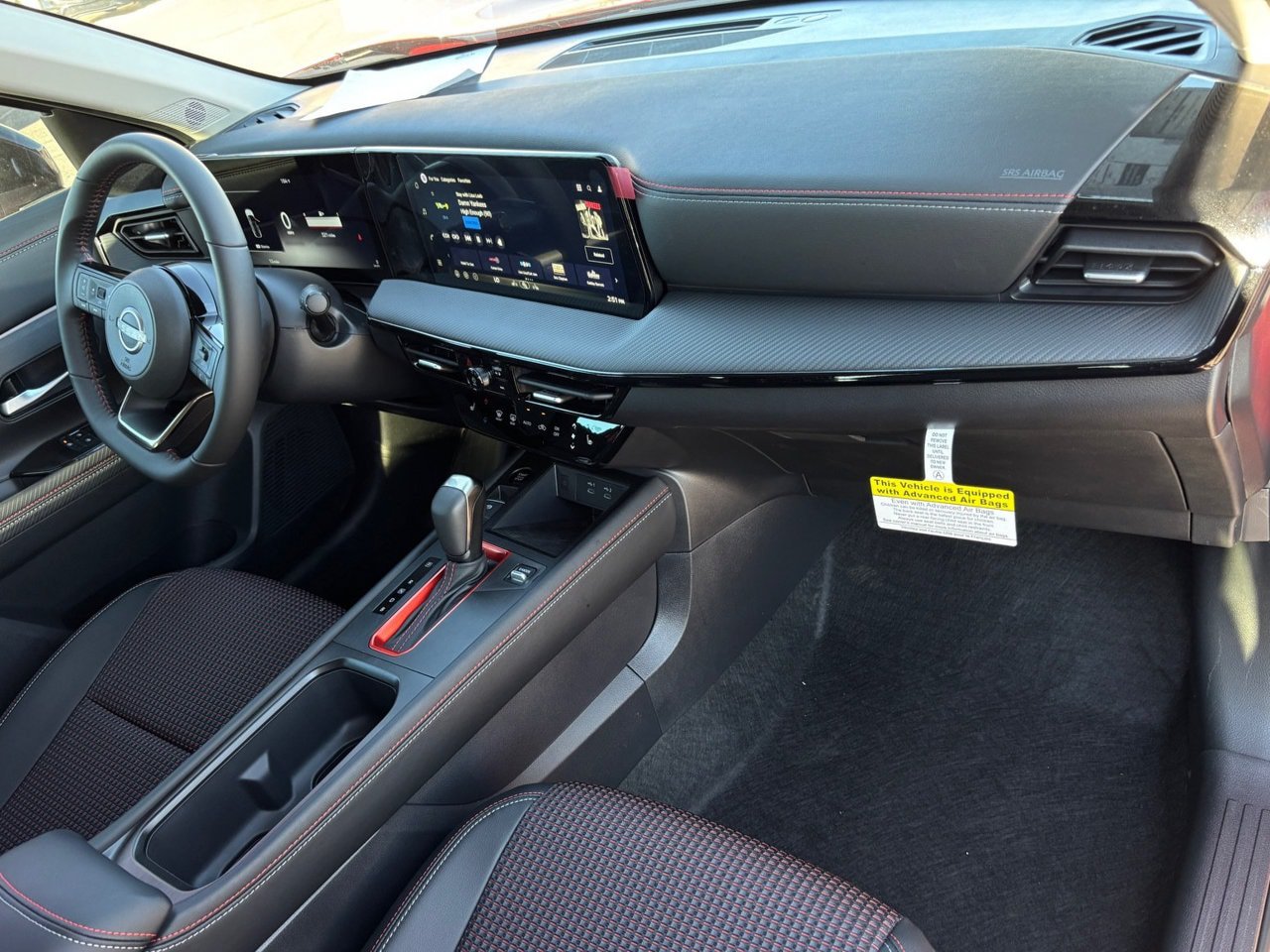 New 2026 Nissan Kicks SR w/ Cold Weather Package FWD image 10