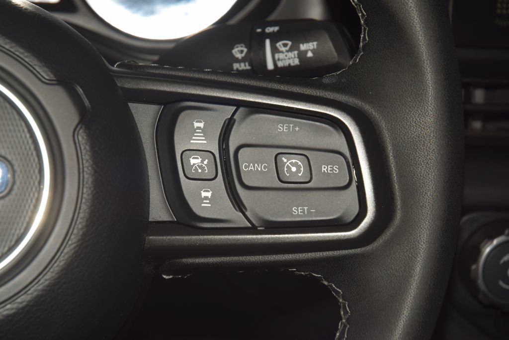 Used 2025 Jeep Gladiator Rubicon AWD/4WD image 43