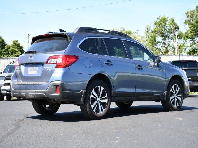 Used 2018 Subaru Outback 3.6R Limited AWD/4WD image 7