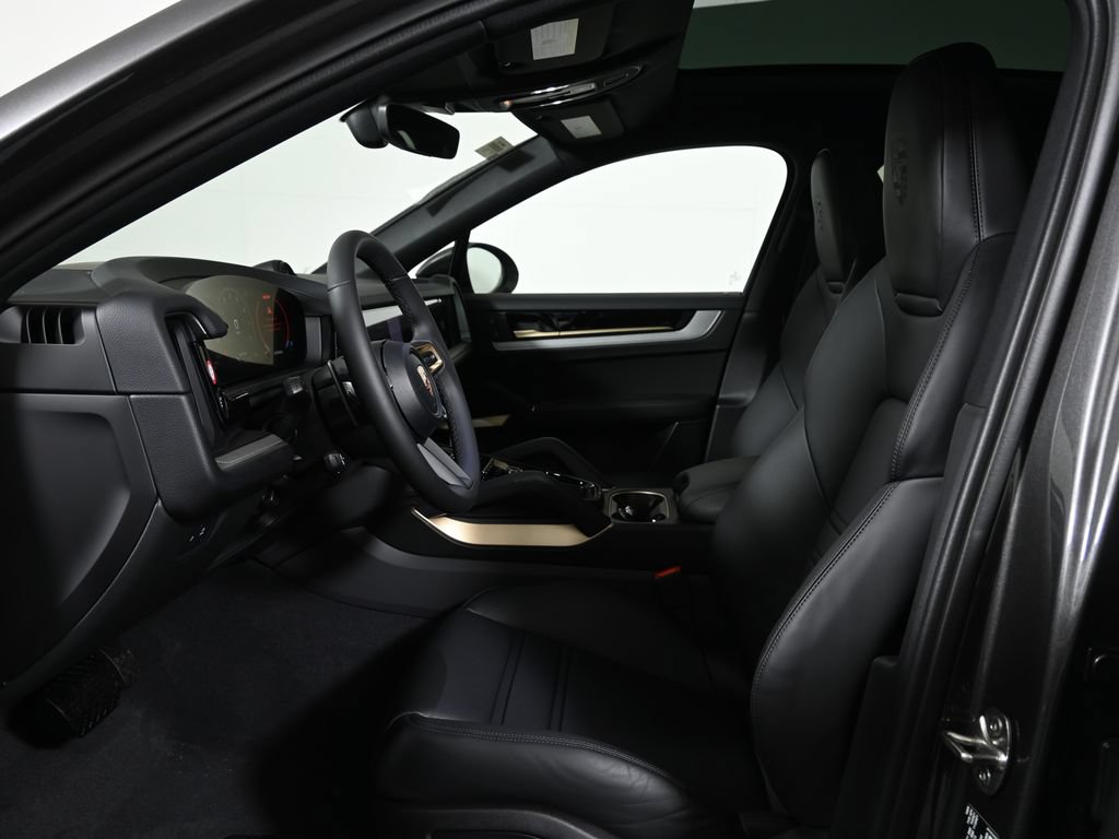 Used 2026 Porsche Cayenne Coupe AWD/4WD image 5