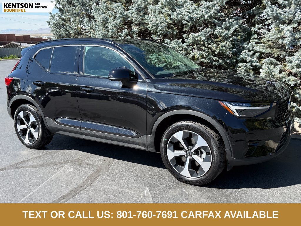 Used 2026 Volvo XC40 B5 Plus AWD/4WD image 11
