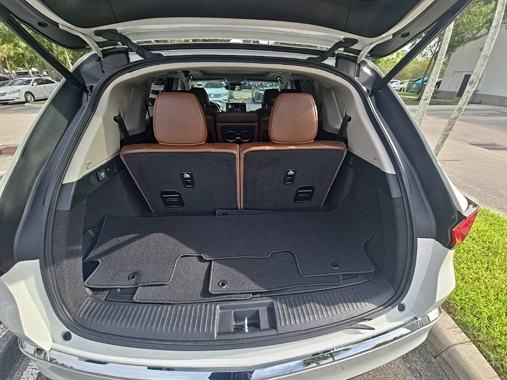 Used 2025 Acura MDX w/ Technology Package FWD image 38