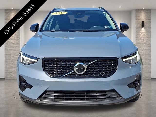 Certified 2023 Volvo XC40 B5 Ultimate w/ Climate Package AWD/4WD image 3