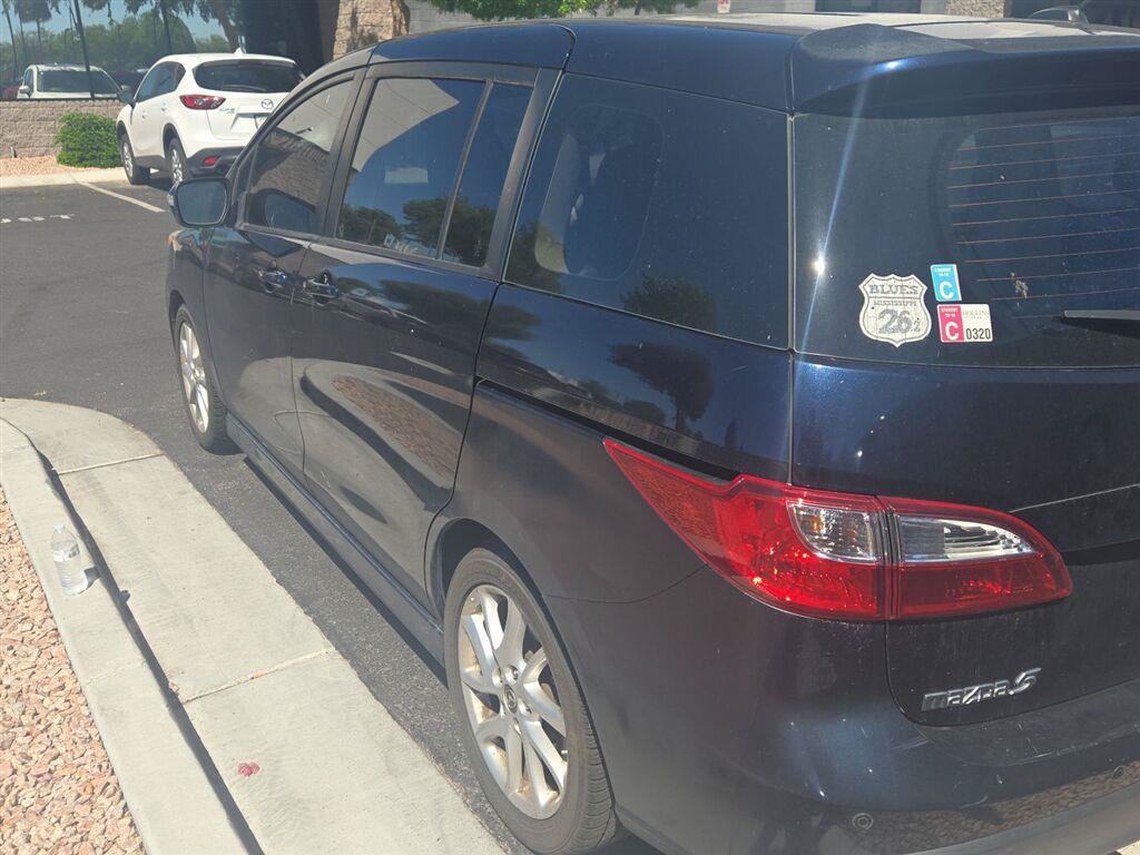 Used 2015 MAZDA MAZDA5 Grand Touring FWD image 2