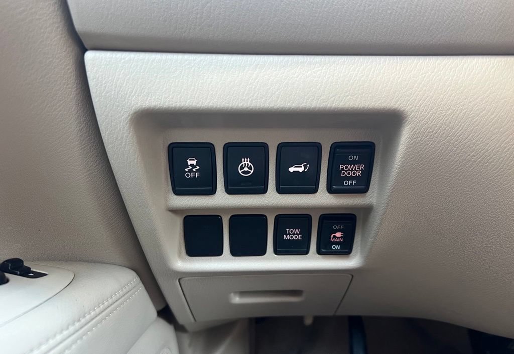 Used 2013 Nissan Pathfinder Platinum w/ Platinum Premium Pkg AWD/4WD image 13