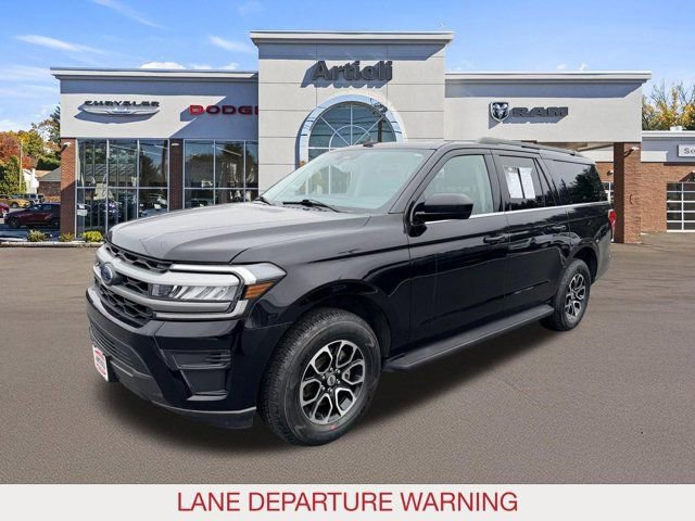 Used 2024 Ford Expedition Max XLT image 4