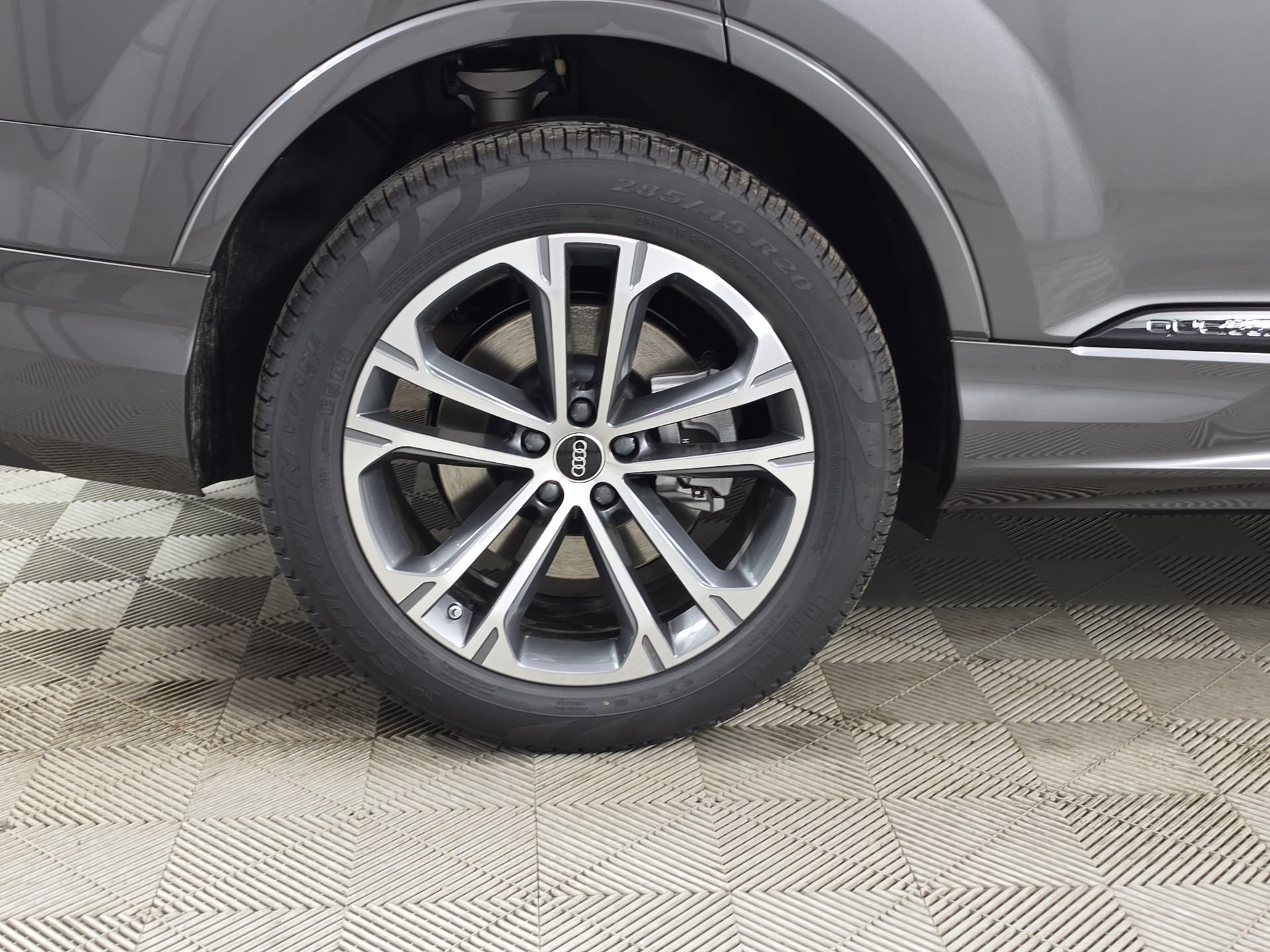 New 2026 Audi Q7 2.0T Premium AWD/4WD image 9