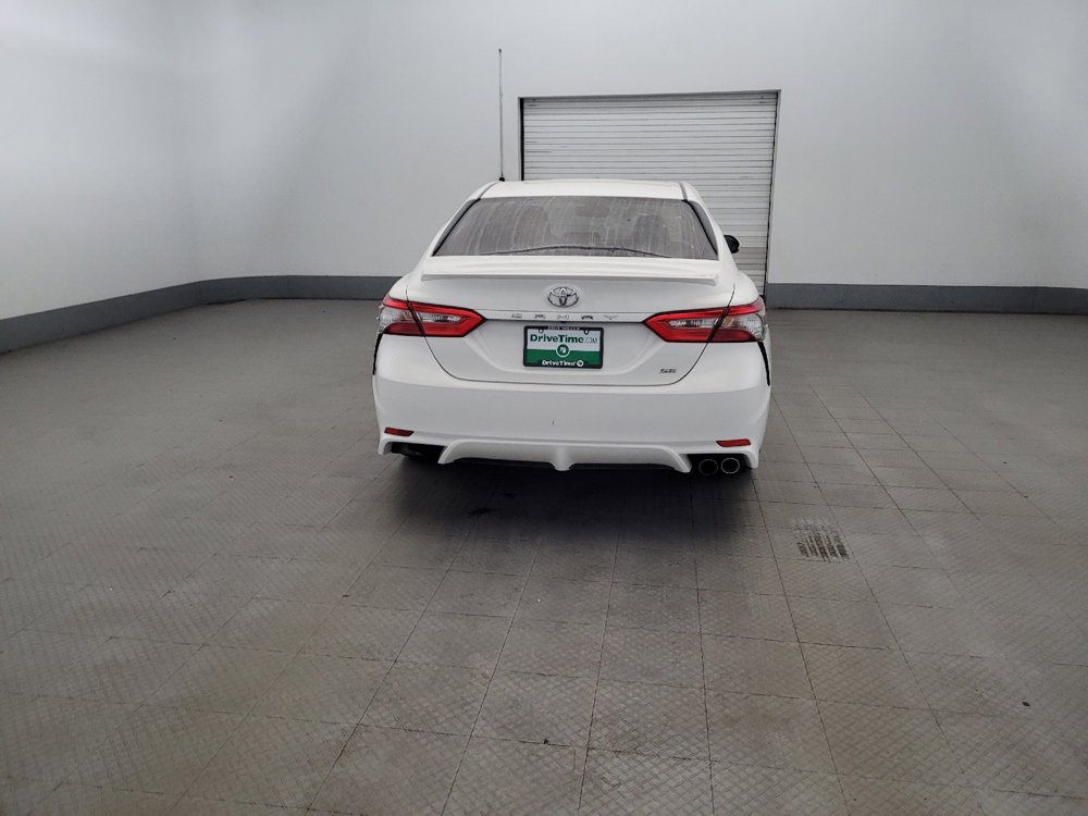 Used 2018 Toyota Camry SE w/ Convenience Package FWD image 7