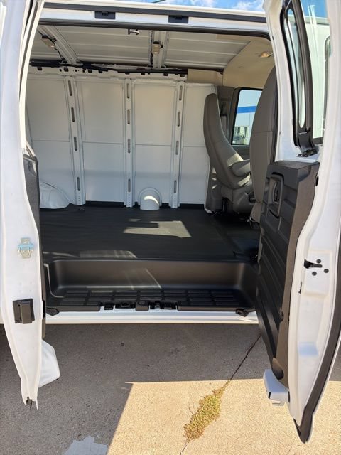 New 2025 Chevrolet Express 2500 w/ Driver Convenience Package RWD image 8