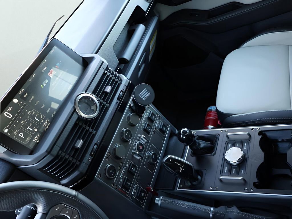 Used 2025 INEOS Grenadier Fieldmaster Edition image 25