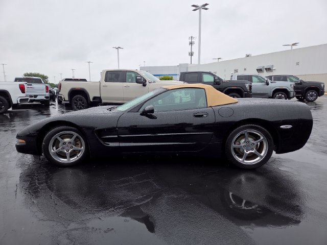 Used 2004 Chevrolet Corvette Convertible w/ Preferred Equipment Group RWD image 9