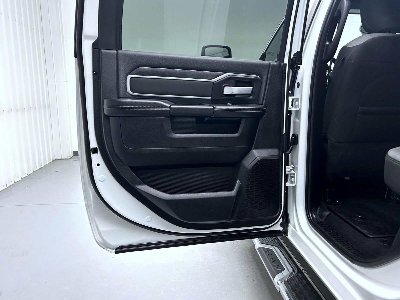 Used 2024 RAM 2500 Big Horn image 20