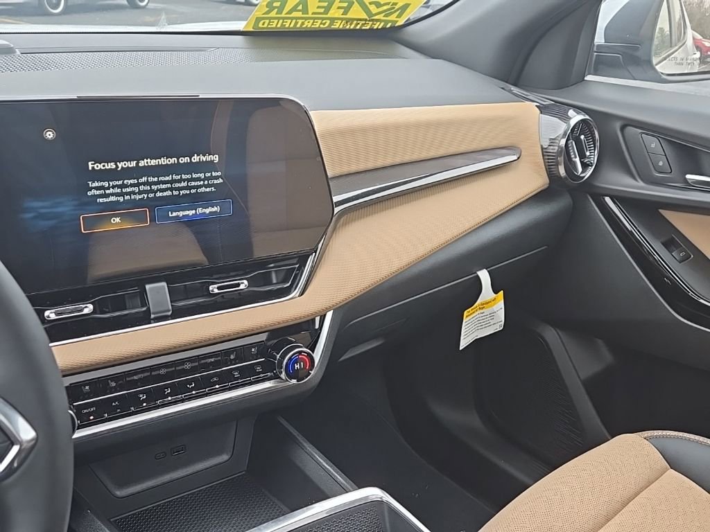 New 2026 Chevrolet Equinox ACTIV w/ Convenience Package III image 17