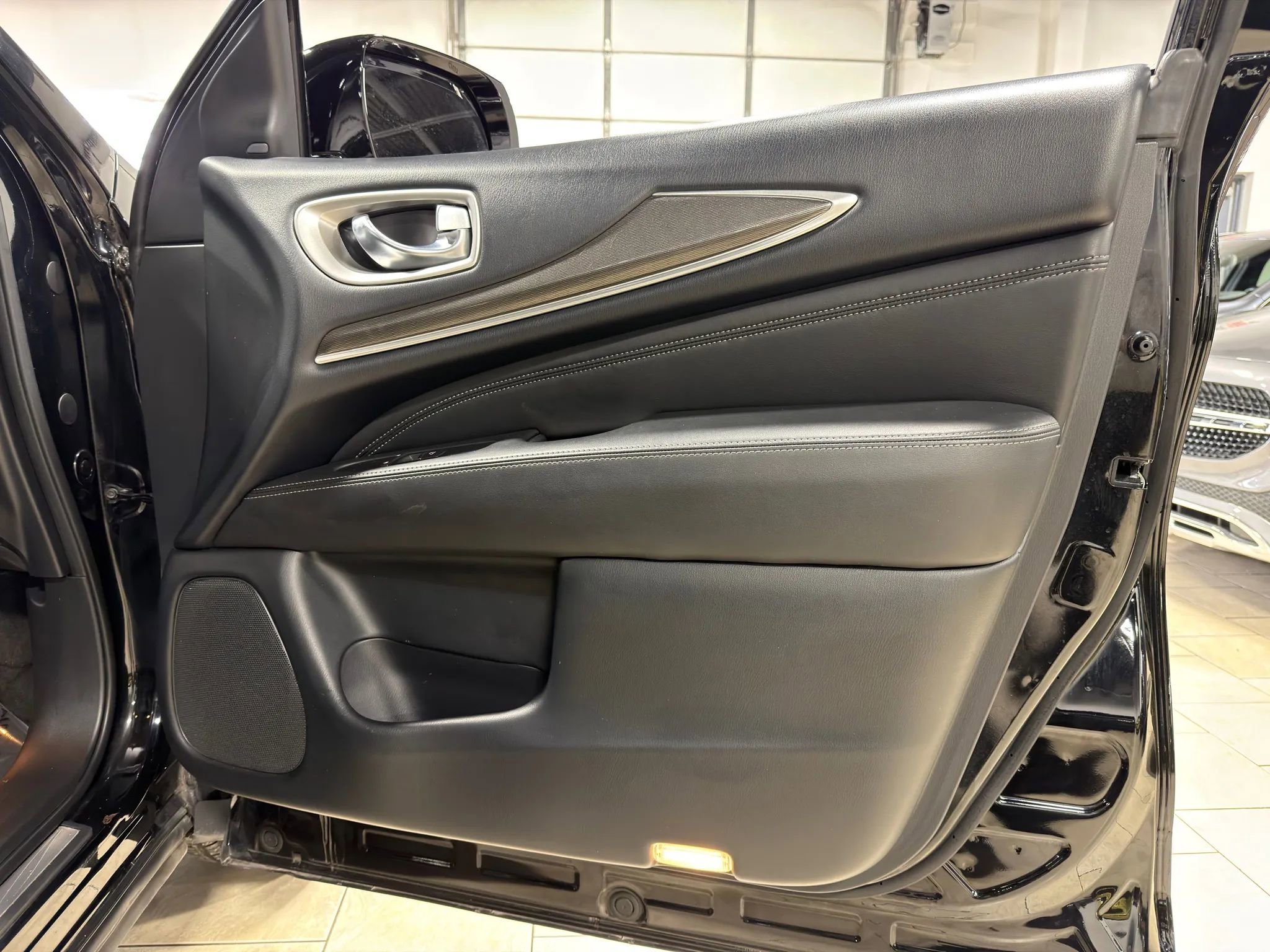 Used 2019 INFINITI QX60 Pure image 34