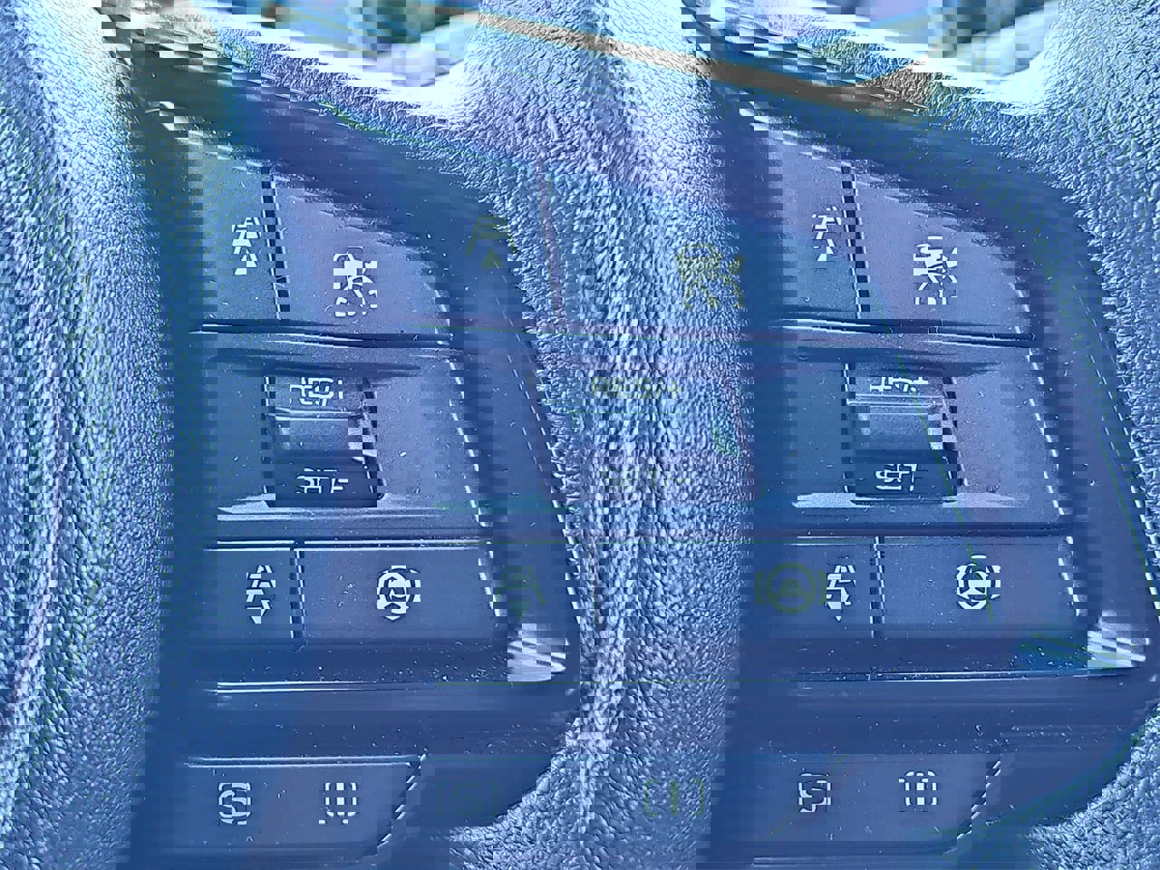 Certified 2025 Subaru Crosstrek 2.0i Premium image 18