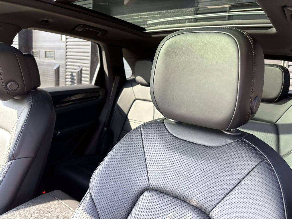 Certified 2022 Porsche Cayenne image 21
