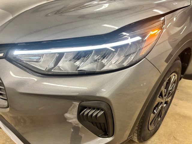 Used 2025 Ford Escape Active FWD image 13