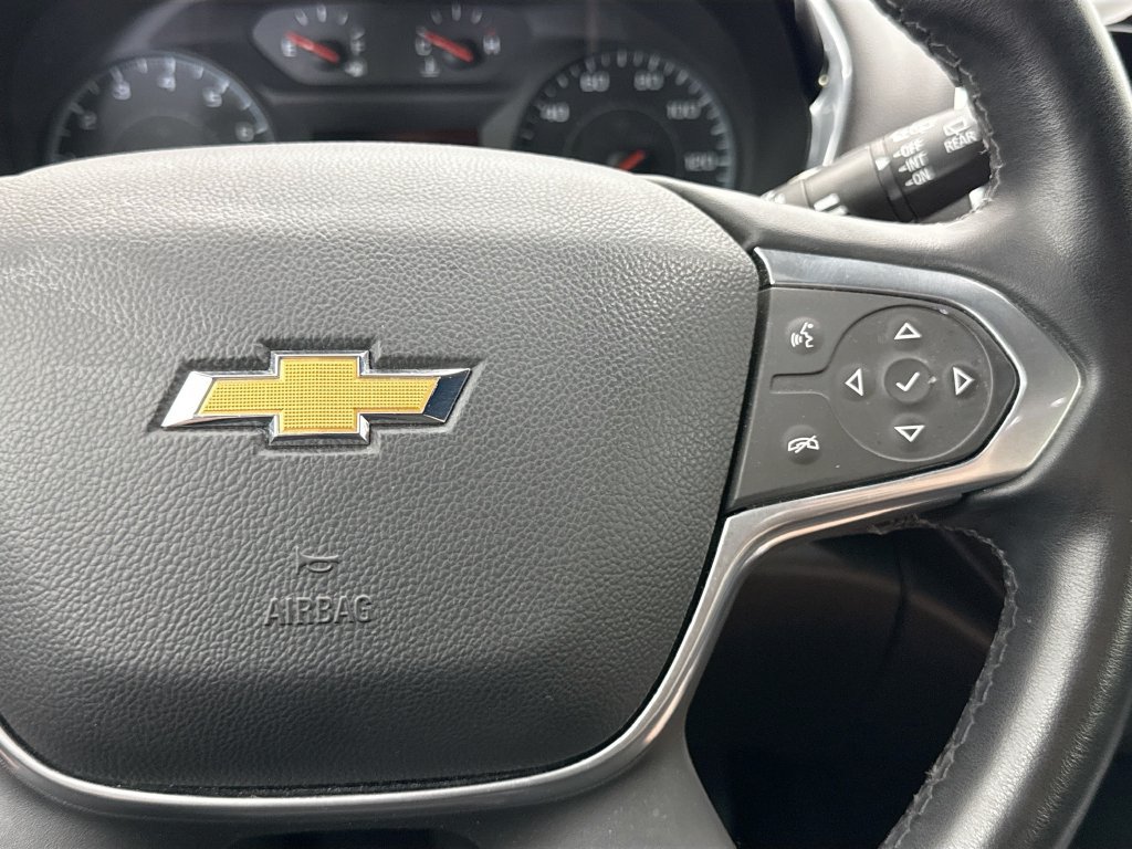 Used 2023 Chevrolet Traverse LT FWD image 12