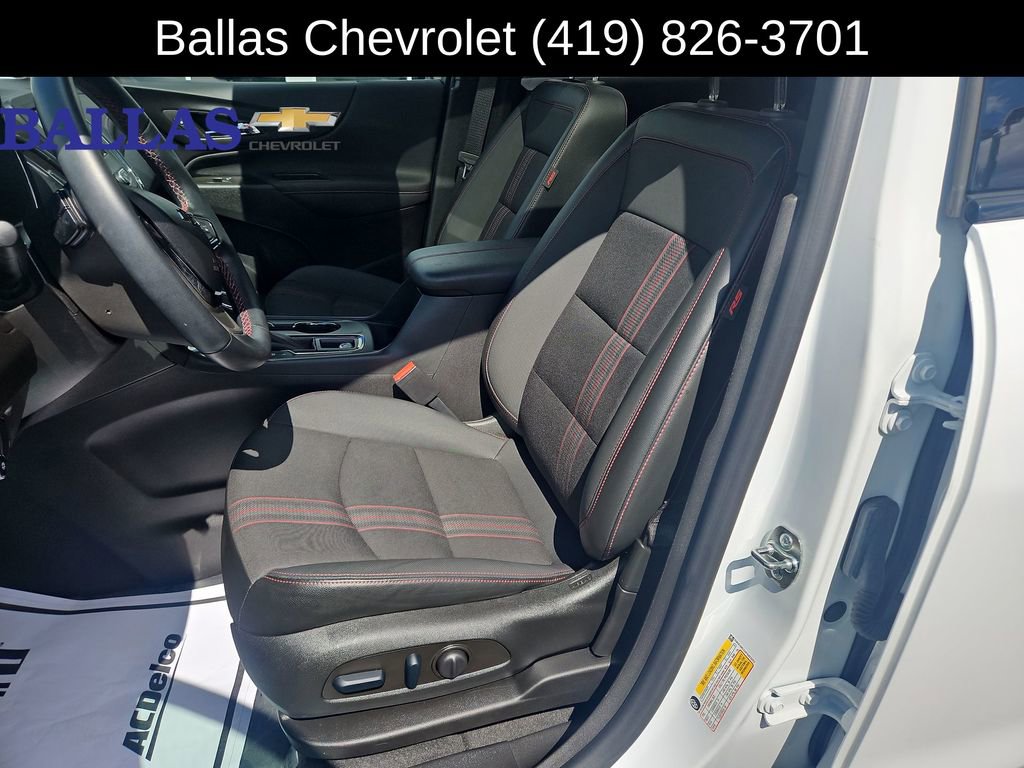 Certified 2023 Chevrolet Equinox RS w/ LPO, Floor Liner Package FWD image 20