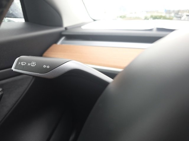 Used 2019 Tesla Model 3 Long Range image 13