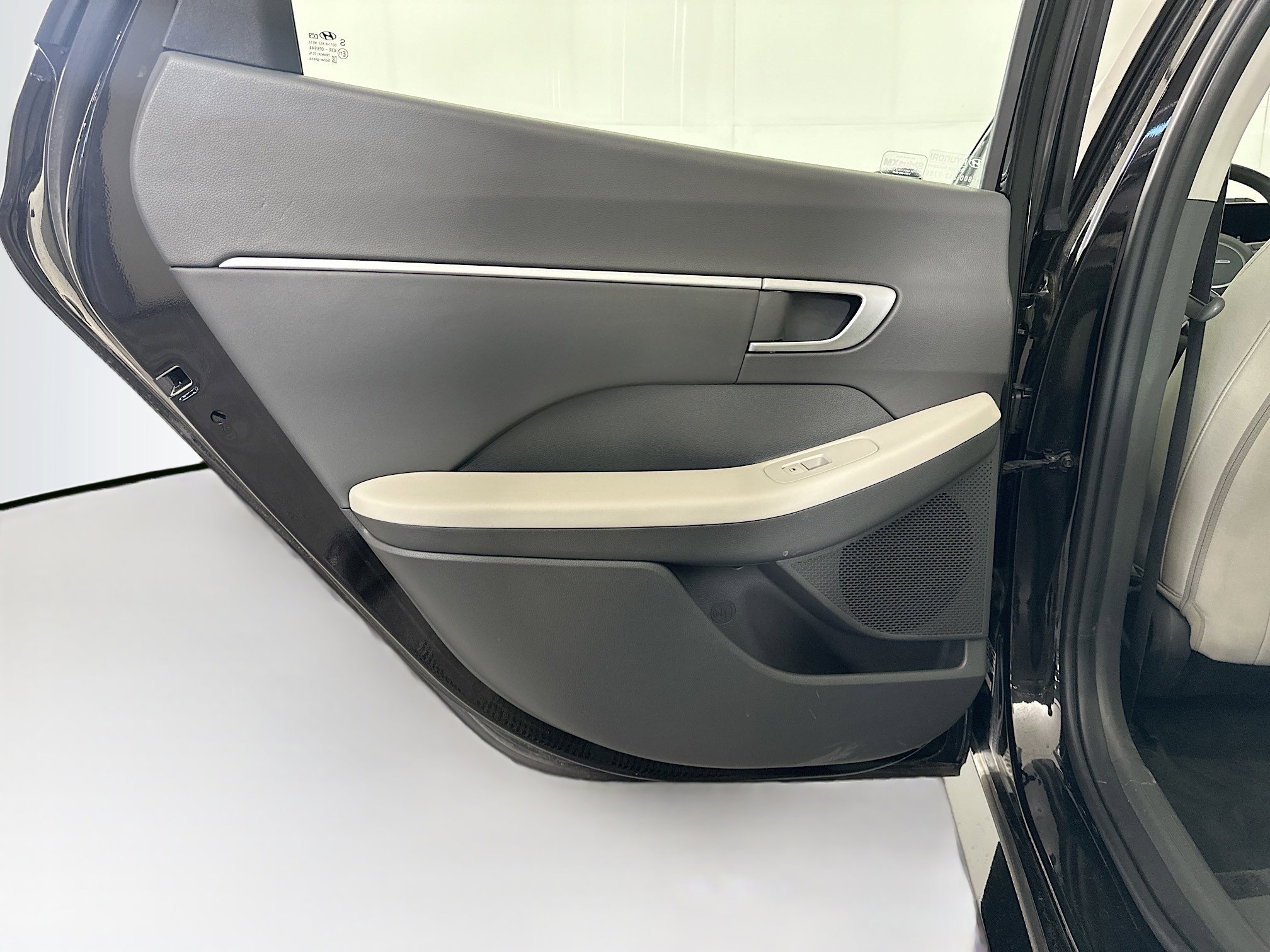 Used 2025 Hyundai Sonata SEL FWD image 25