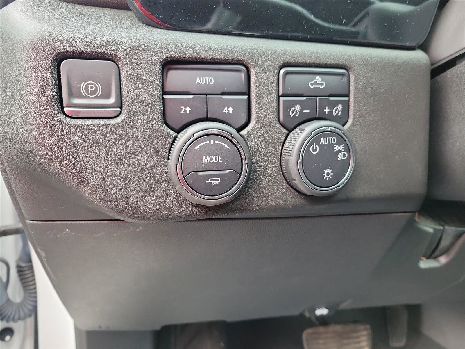 Used 2023 Chevrolet Silverado 1500 LT image 21