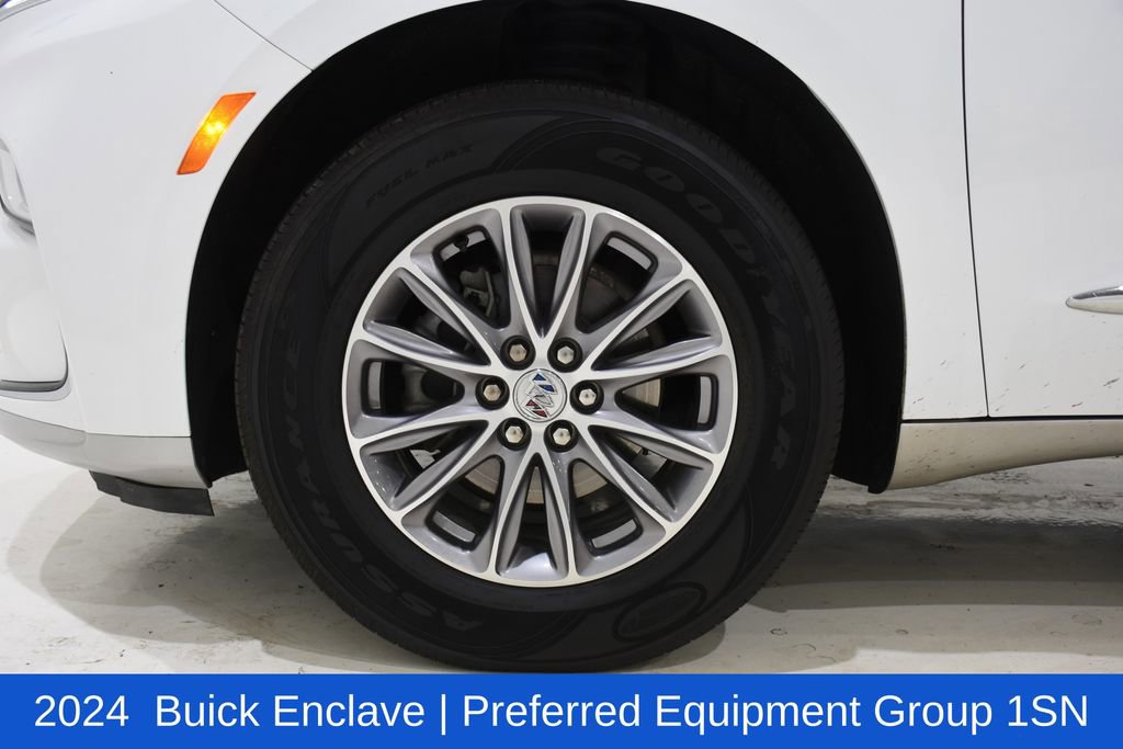Used 2024 Buick Enclave Premium image 6