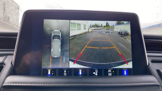 Used 2022 Chevrolet Tahoe Premier w/ Premium Package image 34