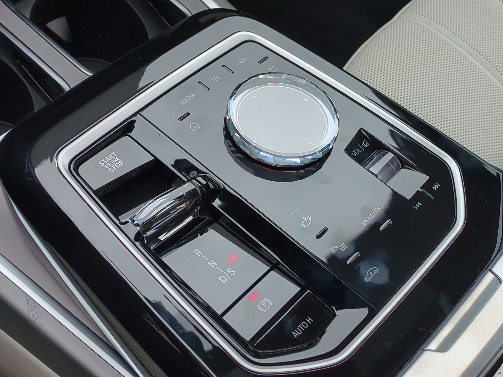 New 2026 BMW 760i xDrive AWD/4WD image 25