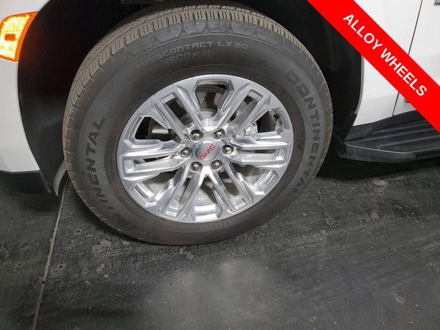 Used 2024 GMC Yukon SLT AWD/4WD image 7