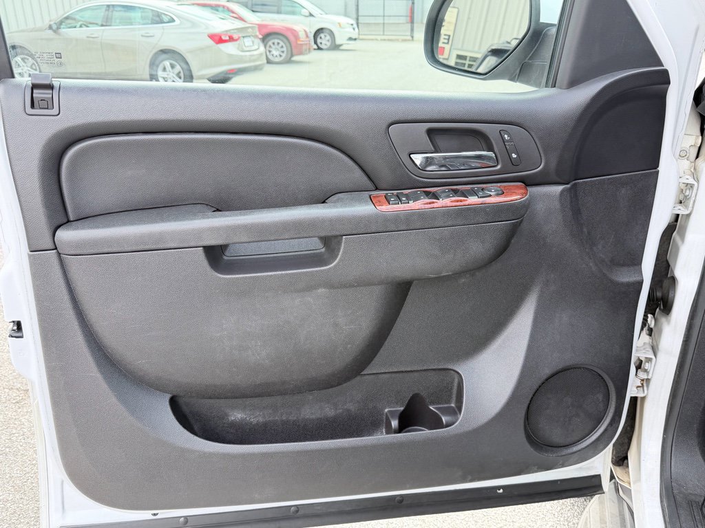 Used 2012 Chevrolet Tahoe LT image 26