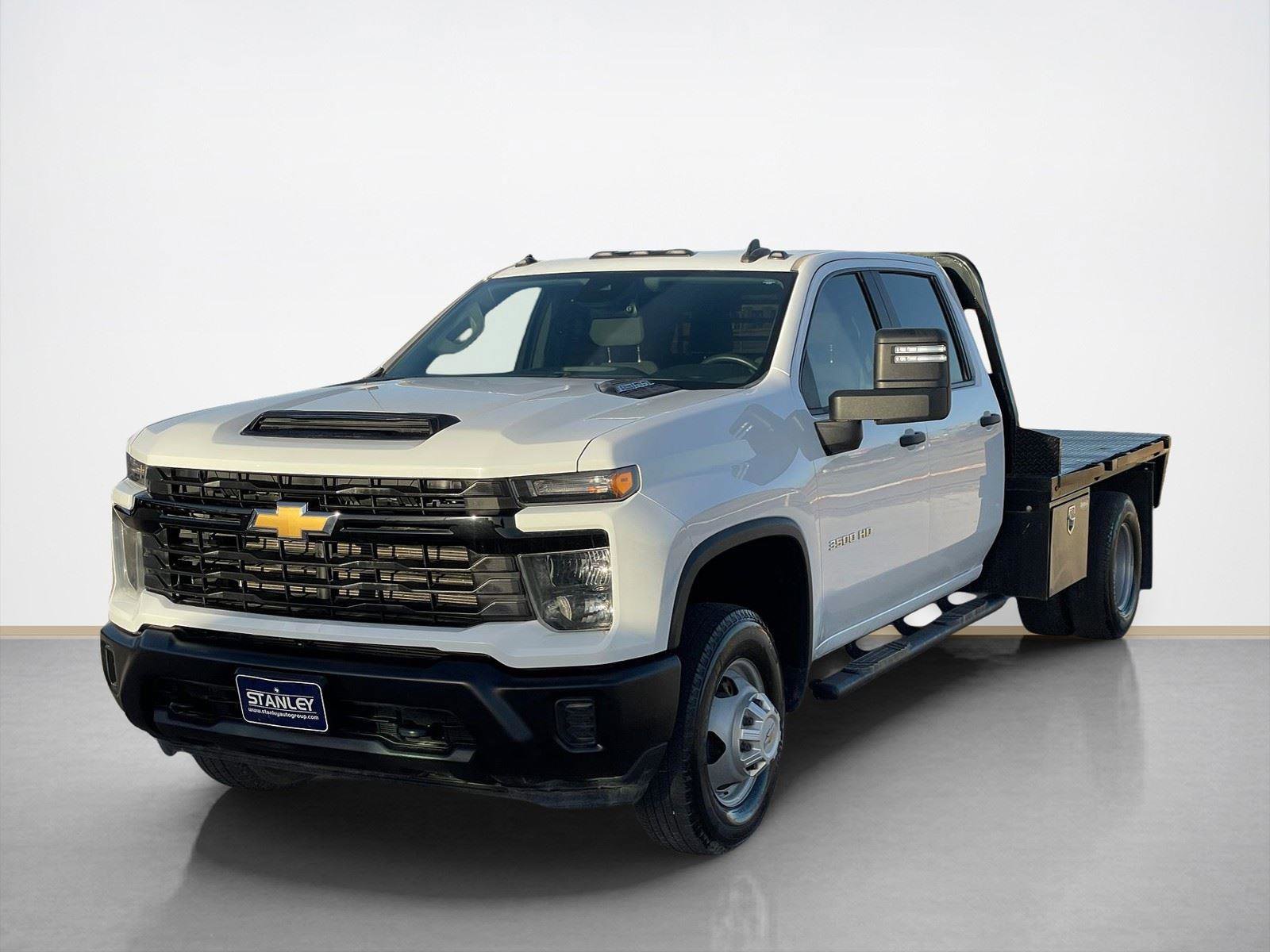 Used 2024 Chevrolet Silverado 3500 W/T w/ WT Convenience Package image 3