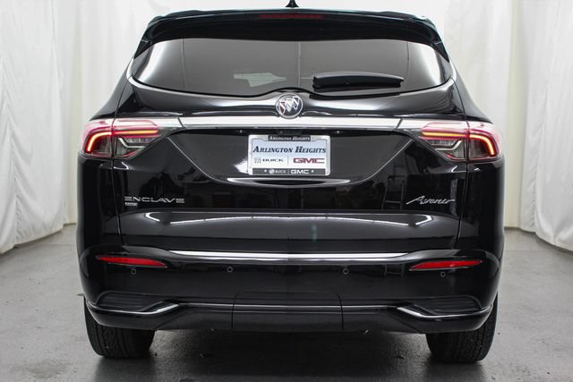 Used 2024 Buick Enclave Avenir w/ Avenir Technology Package AWD/4WD image 10