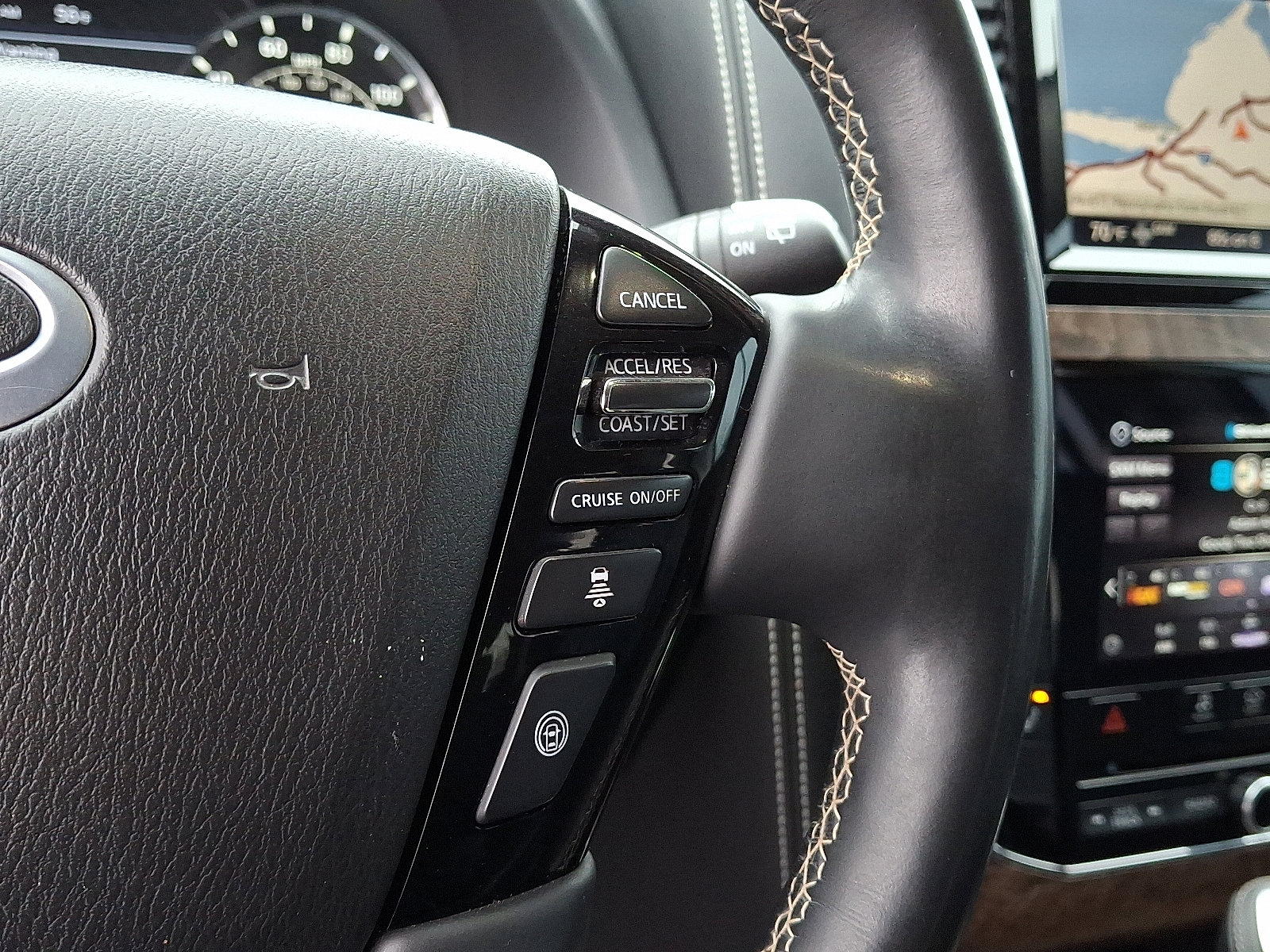 Used 2021 INFINITI QX80 Premium Select w/ All-Season Package image 23