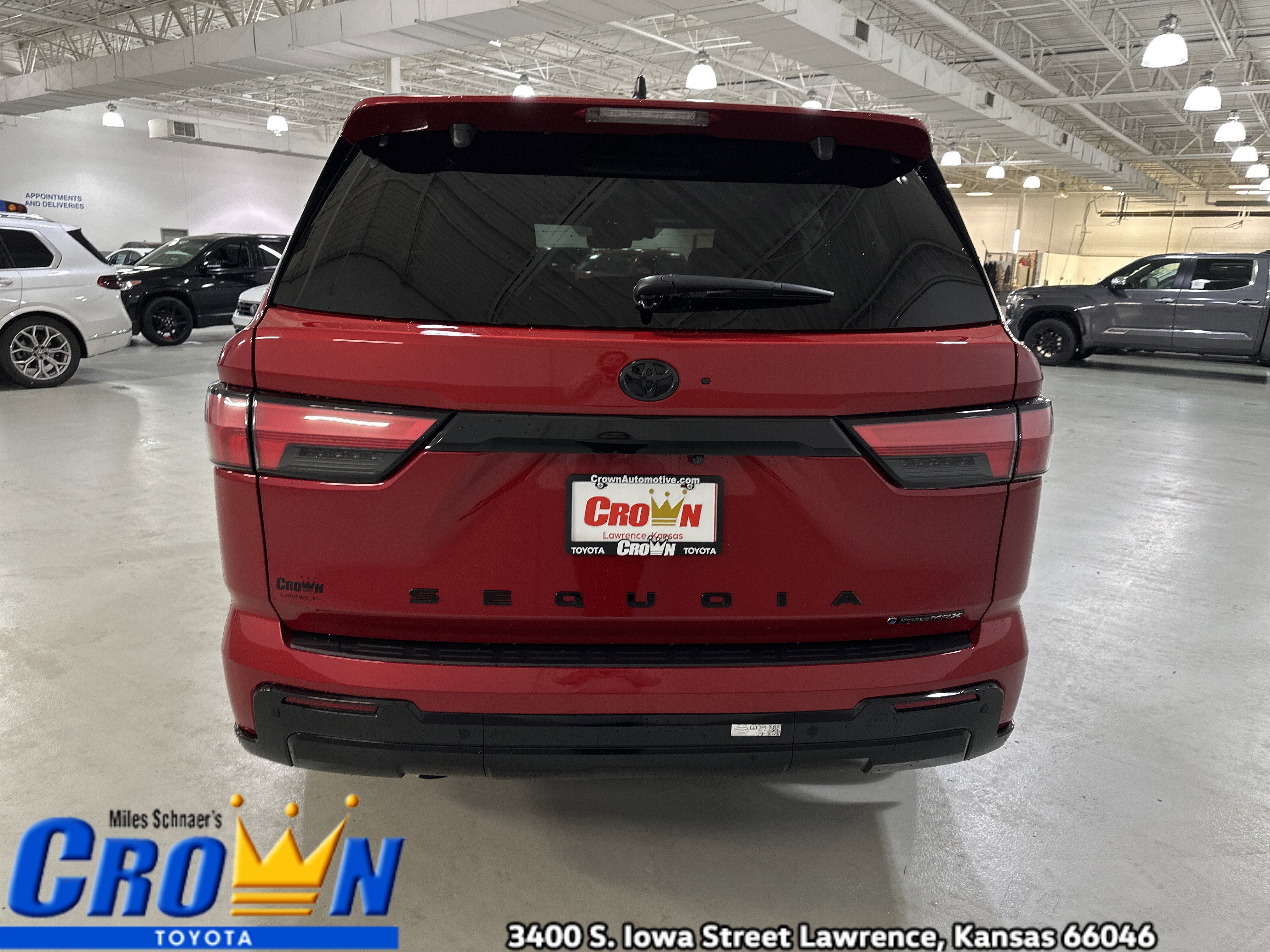 New 2026 Toyota Sequoia Platinum image 7