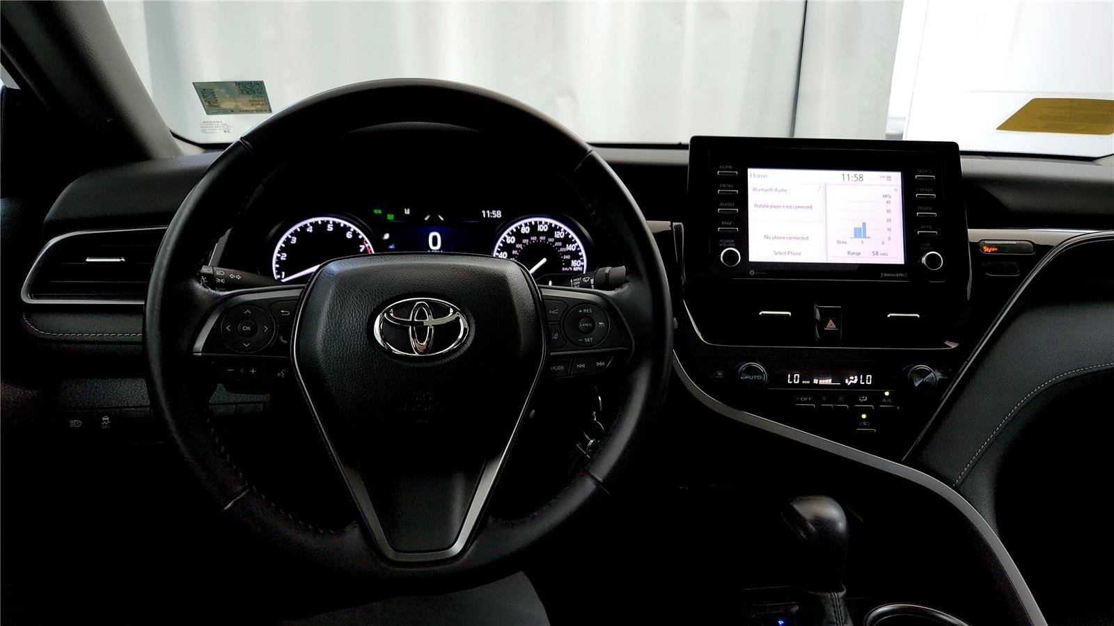 Used 2023 Toyota Camry SE image 28