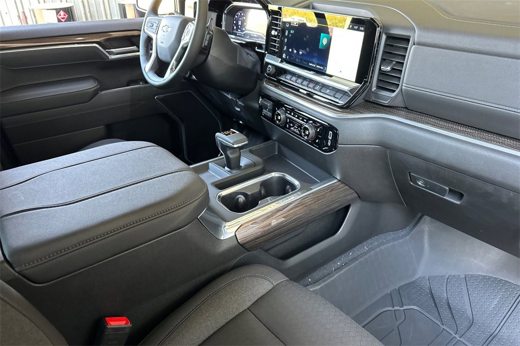 New 2025 Chevrolet Silverado 1500 RST w/ LPO, Liner Protection Package image 16