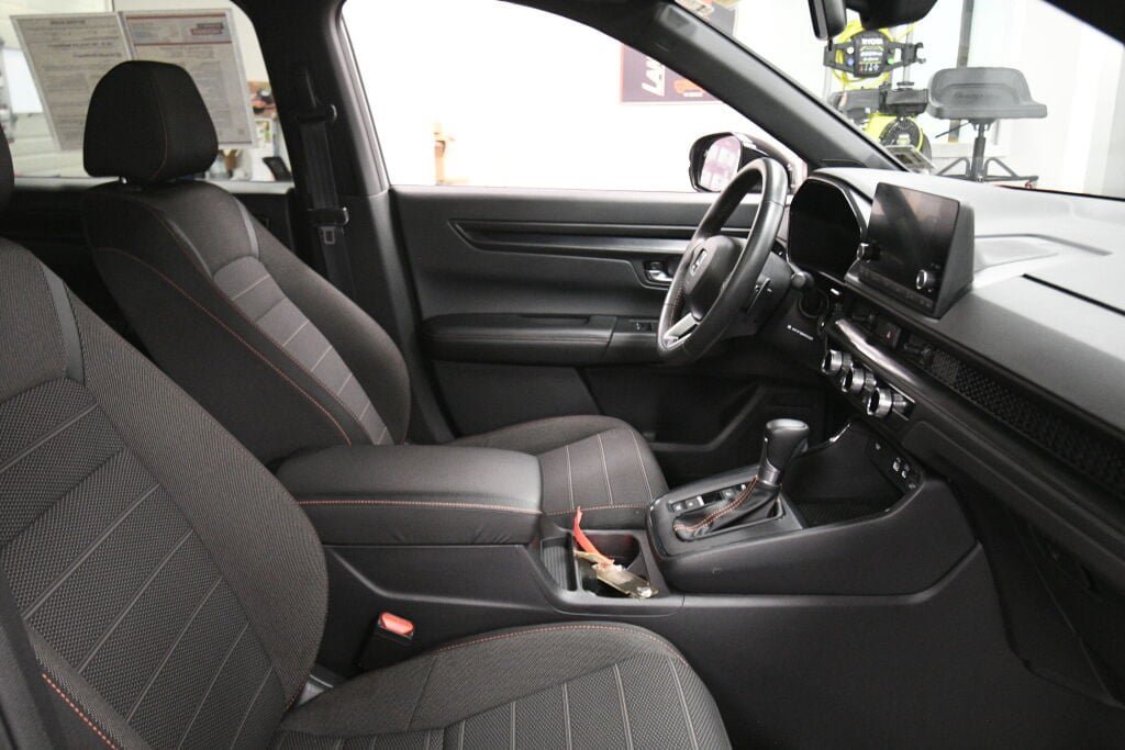 Used 2024 Honda CR-V Sport image 29