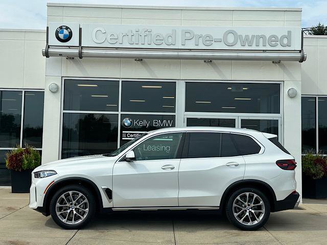 Used 2024 BMW X5 xDrive40i w/ Premium Package AWD/4WD image 6