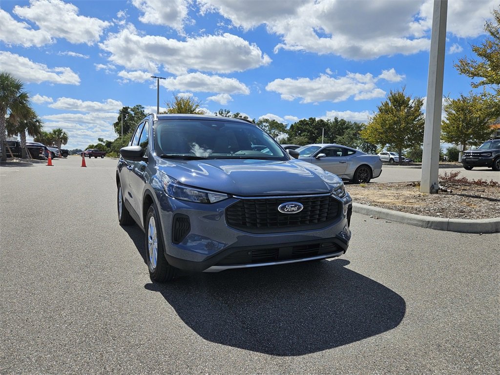 New 2026 Ford Escape Active image 2