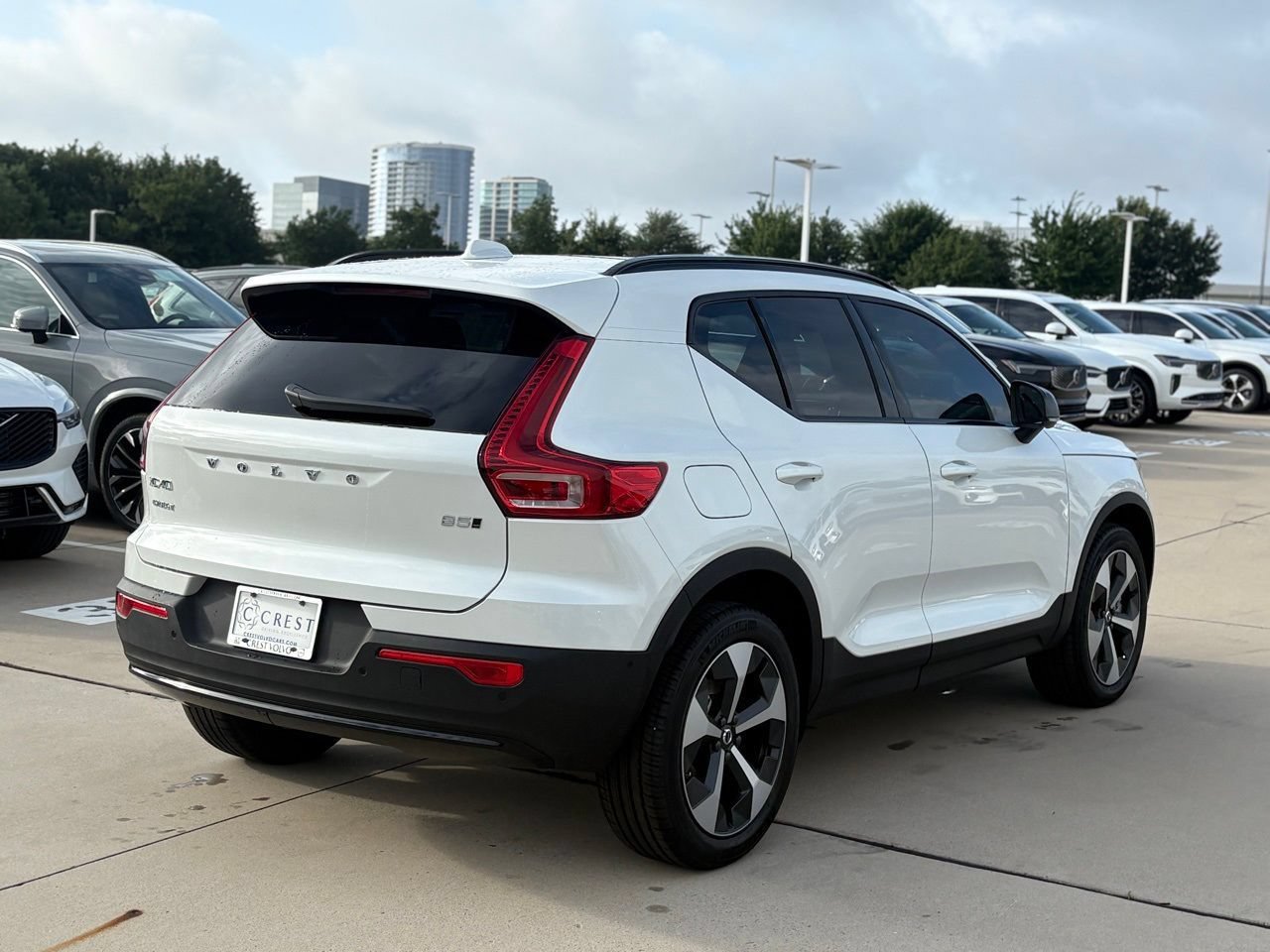New 2026 Volvo XC40 B5 Plus w/ Protection Package Premier AWD/4WD image 4