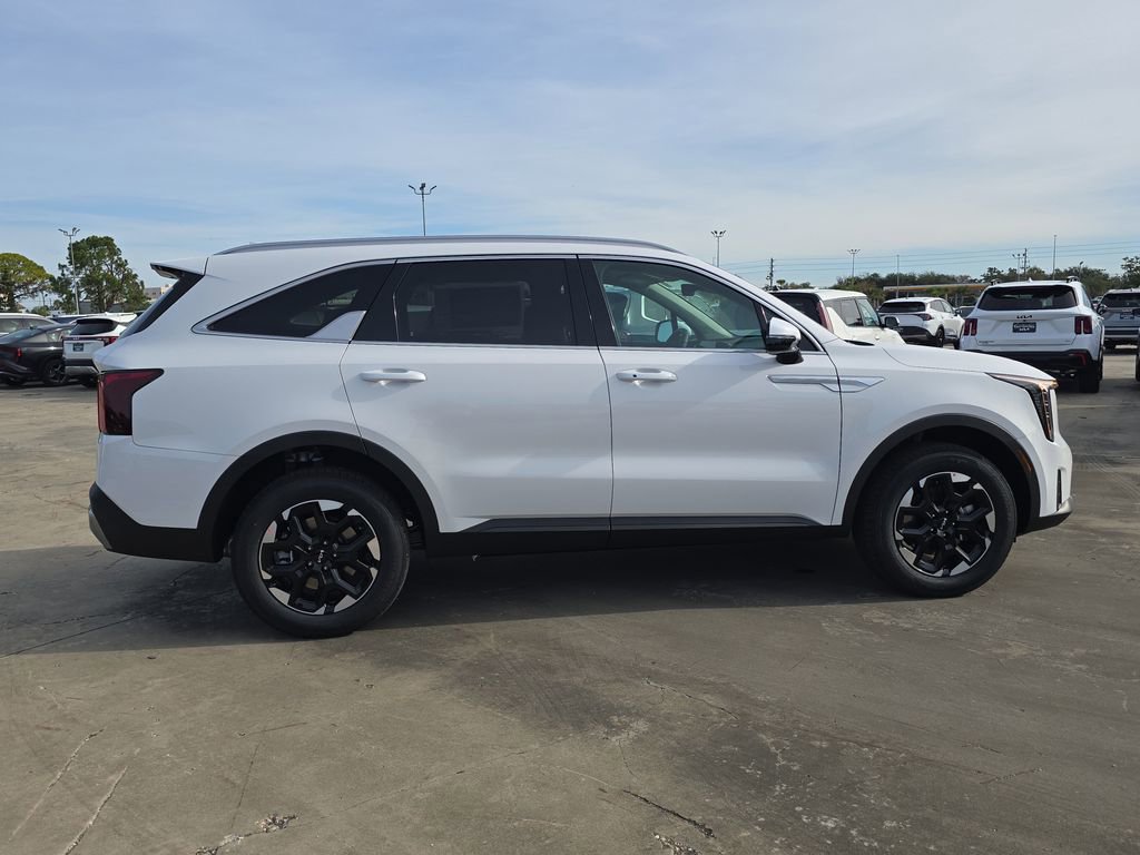 New 2026 Kia Sorento S image 9