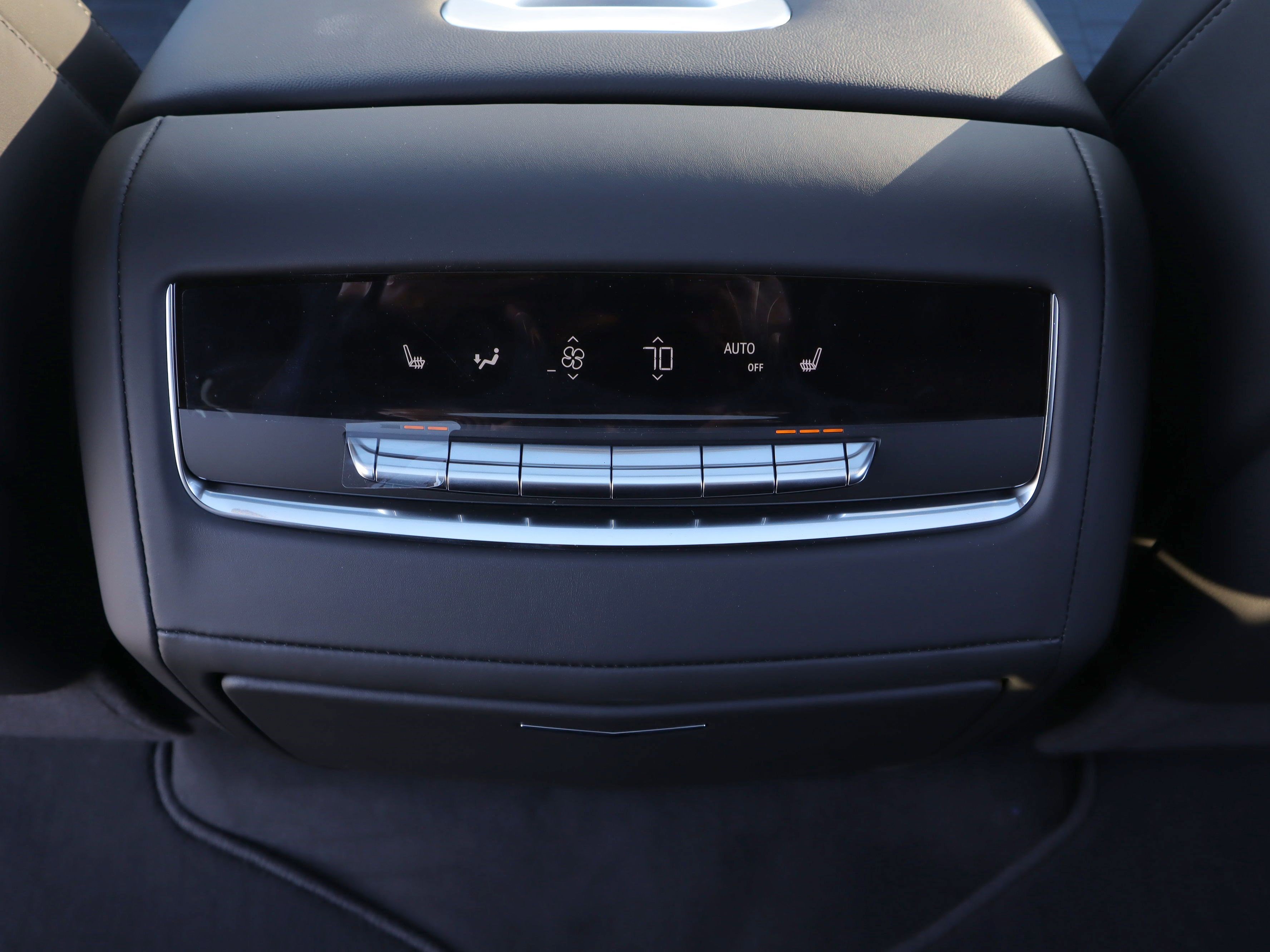 Used 2026 Cadillac Escalade Platinum Sport image 29