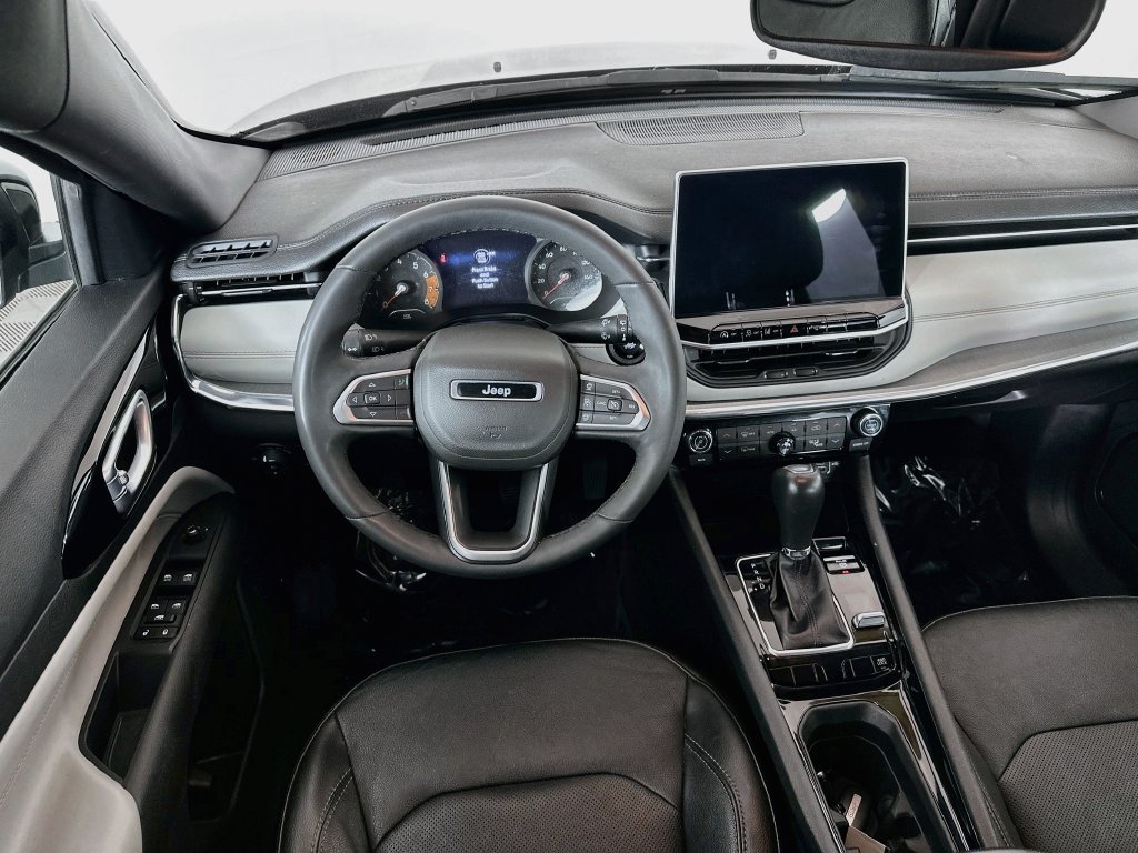 Certified 2023 Jeep Compass Limited AWD/4WD image 32