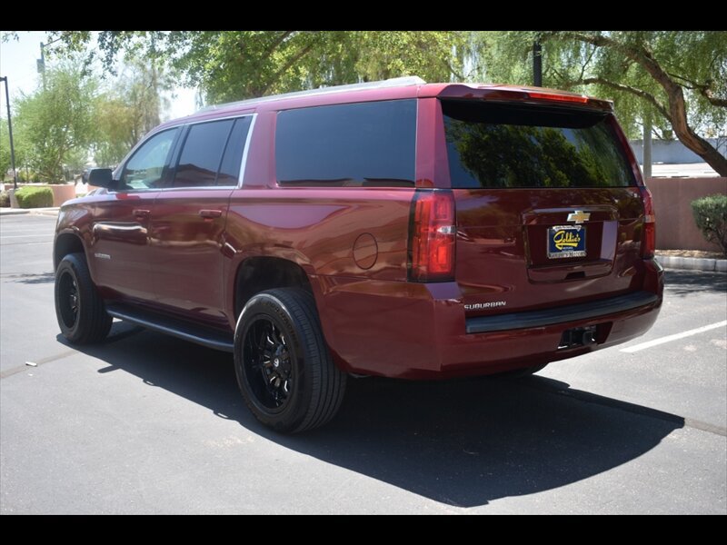 Used 2017 Chevrolet Suburban LS RWD image 6