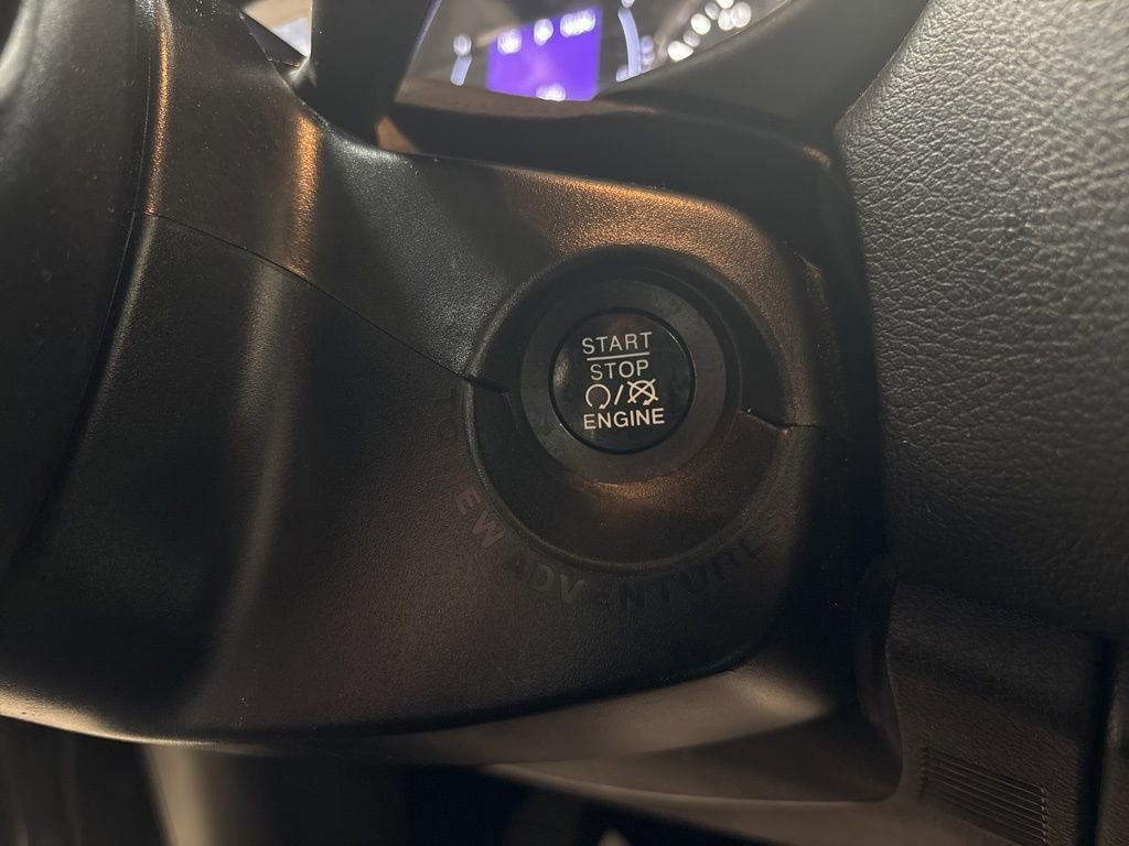 Used 2018 Jeep Renegade Sport w/ Power & Air Group image 26