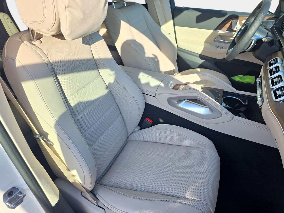 New 2026 Mercedes-Benz GLS 450 4MATIC image 10